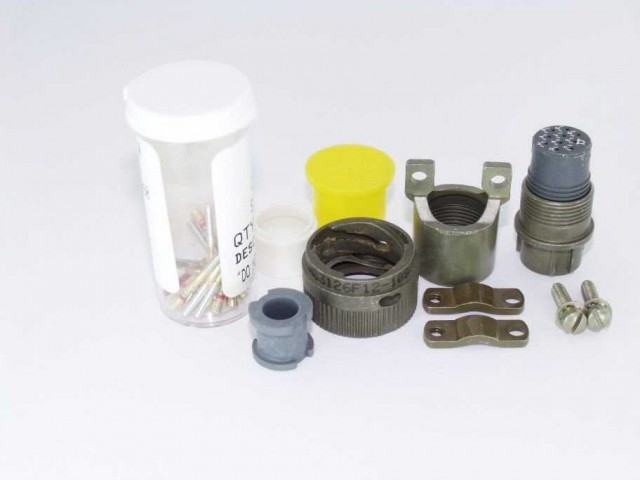 Amphenol   Ms3126F12-10S Dişi Konnektör
