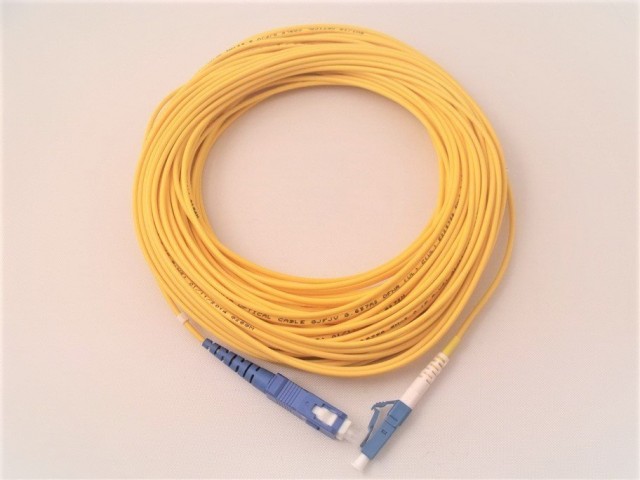 SC-LC SM Tekli Fiber Optik Patch Kablo 20 Metre